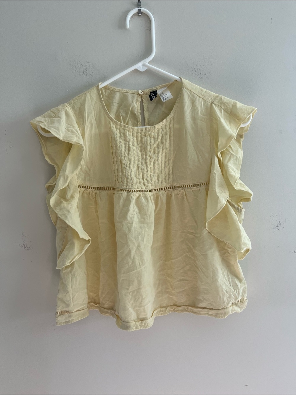 Ruffle Top - Picture 1 of 3
